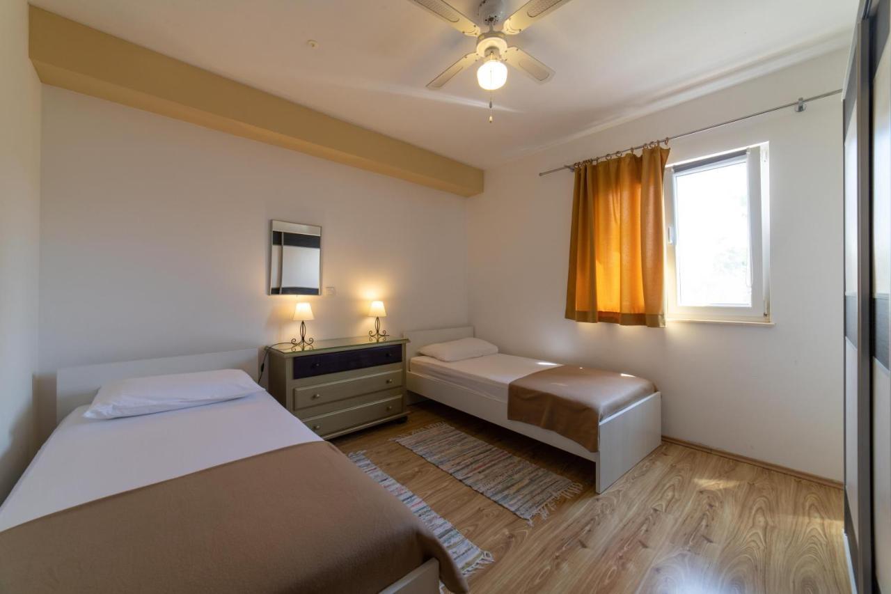 House Anka Villa มิลนา ภายนอก รูปภาพ